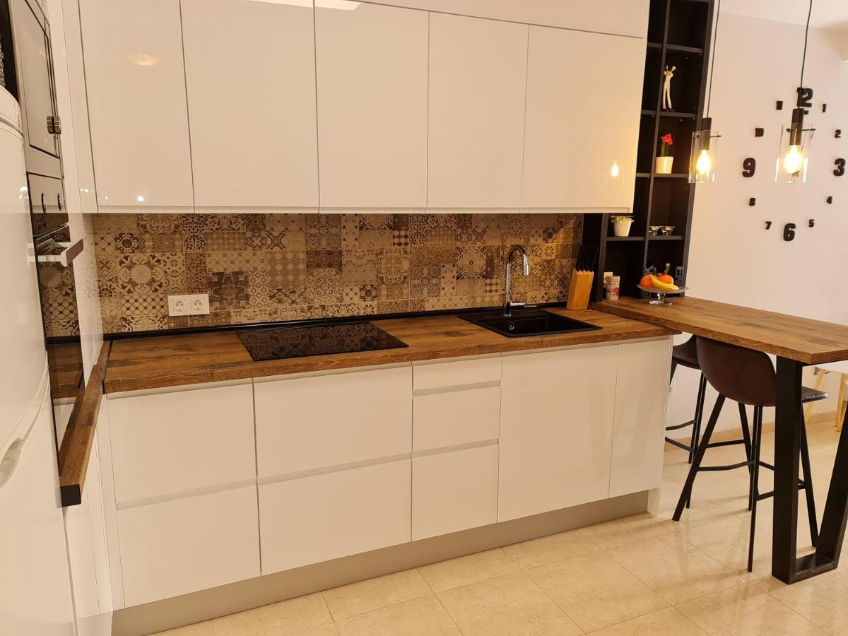 Sybarix Apartment: Precioso Apartamento Con Vistas Al Golf Y El Mar La Envia Εξωτερικό φωτογραφία