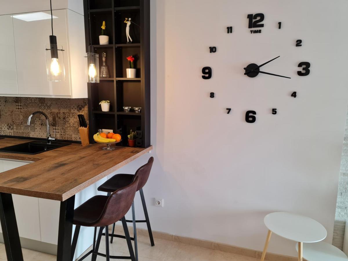 Sybarix Apartment: Precioso Apartamento Con Vistas Al Golf Y El Mar La Envia Εξωτερικό φωτογραφία