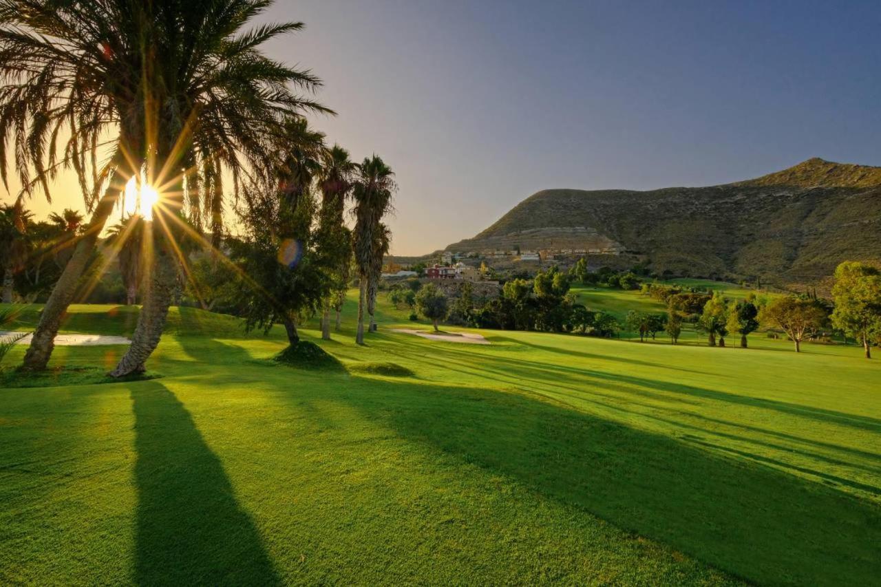 Sybarix Apartment: Precioso Apartamento Con Vistas Al Golf Y El Mar La Envia Εξωτερικό φωτογραφία